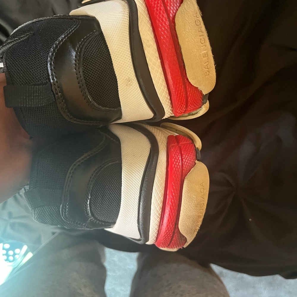 Balenciaga triple s - Picture 3 of 5